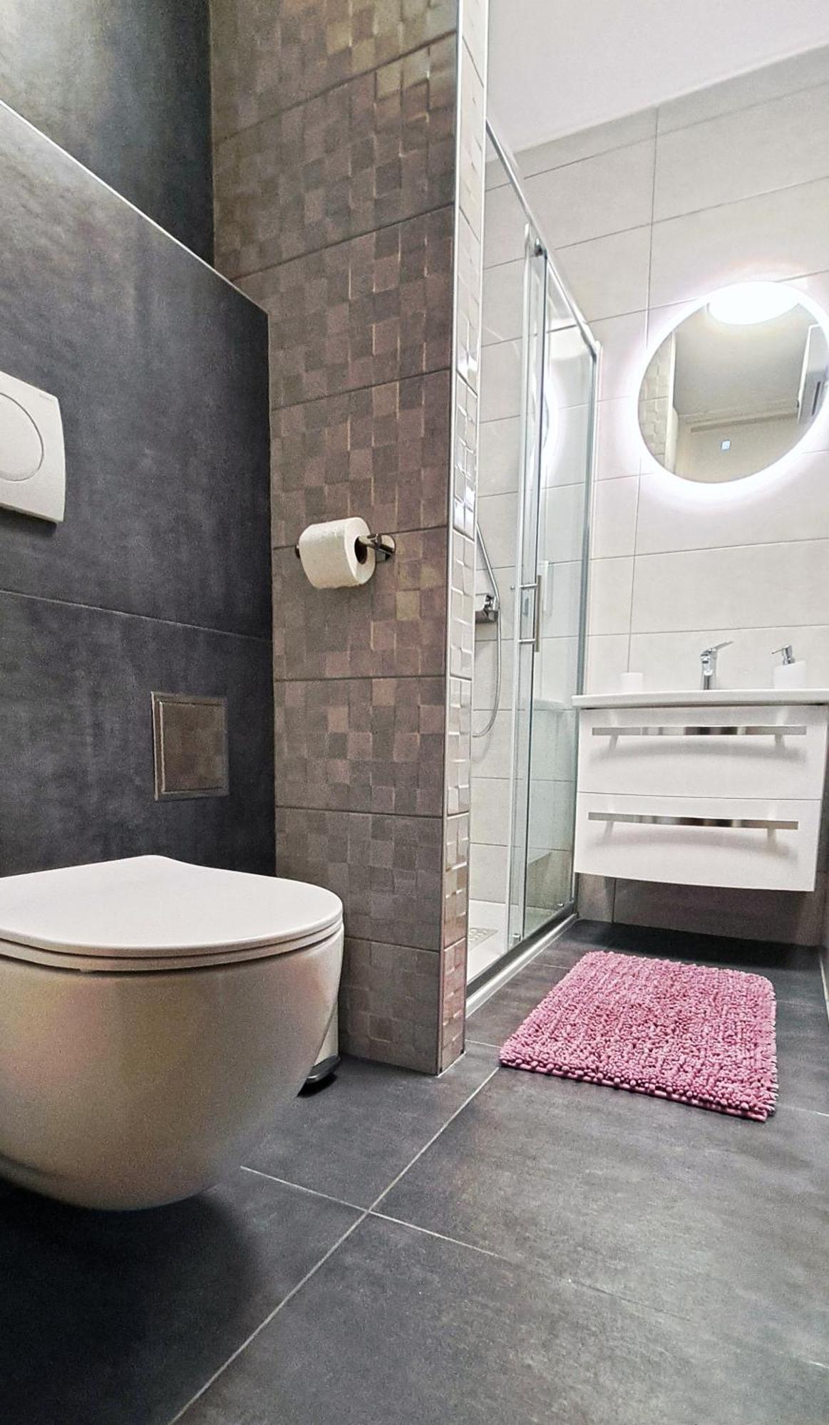 Blue Sky Apartment Pula Luaran gambar