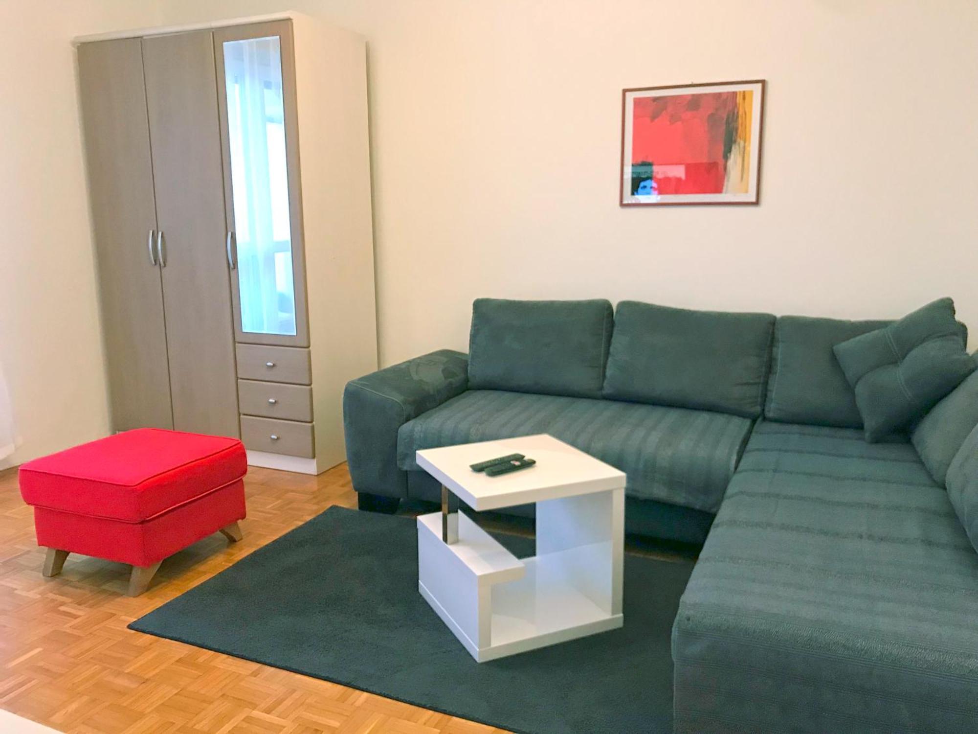Blue Sky Apartment Pula Luaran gambar